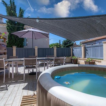 קרקסון Appartement Domloc מראה חיצוני תמונה